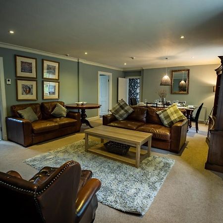 The Farmhouse, 6 Bed Property, フォレス エクステリア 写真