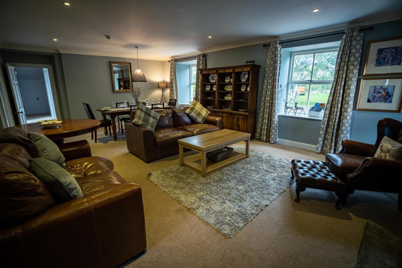 The Farmhouse, 6 Bed Property, フォレス エクステリア 写真