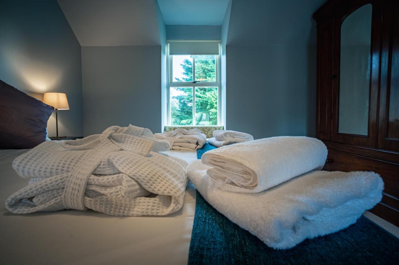 The Farmhouse, 6 Bed Property, フォレス エクステリア 写真