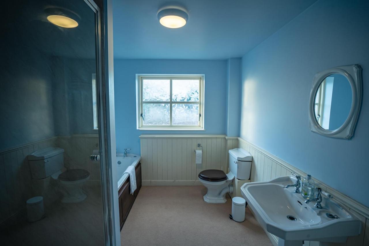 The Farmhouse, 6 Bed Property, フォレス エクステリア 写真